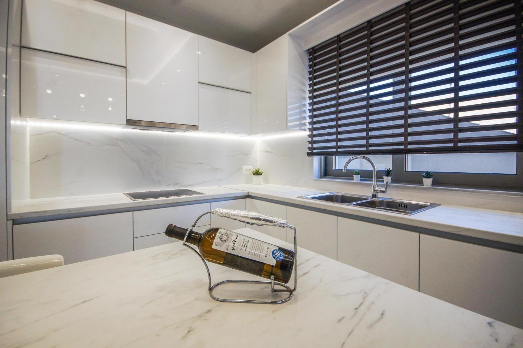 Aquamarine Luxury Suites Archangelos  Eksteriør bilde