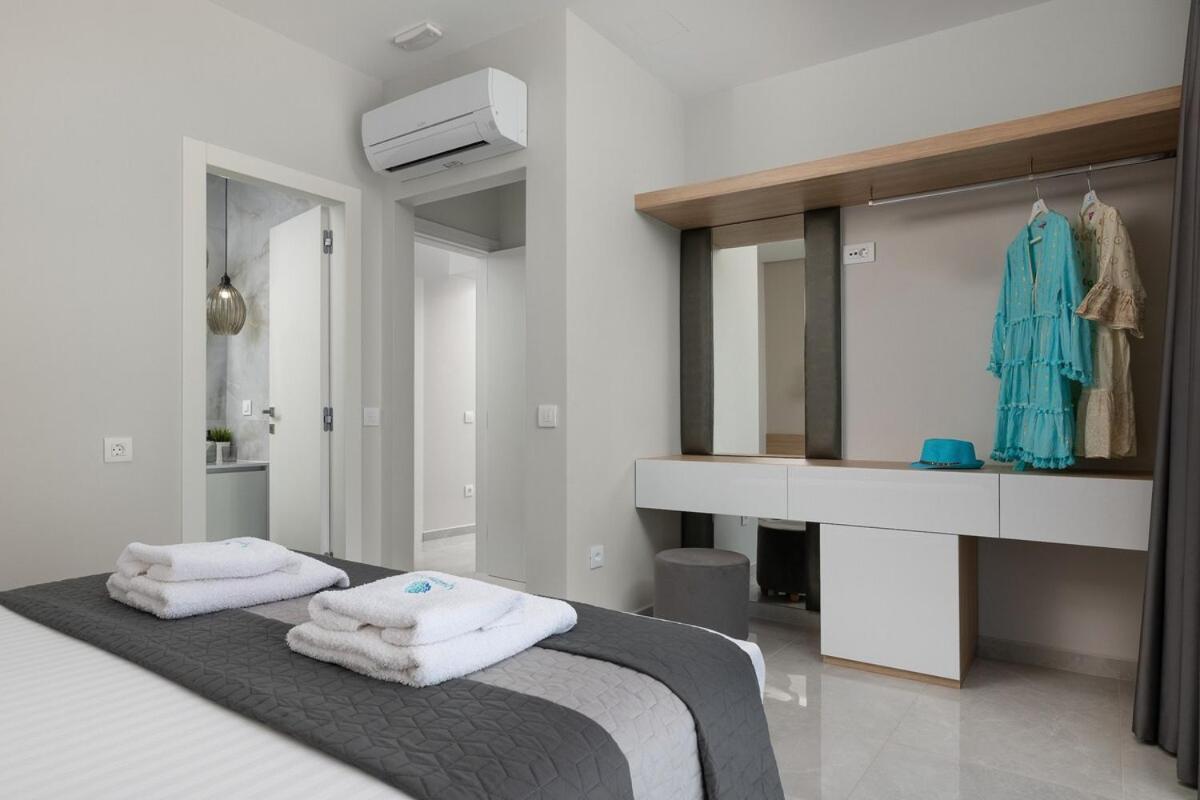 Aquamarine Luxury Suites Archangelos  Eksteriør bilde
